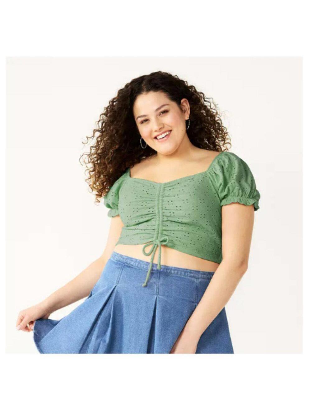 Juniors' Plus Size SO® Cinched Front Puff Sleeve Top